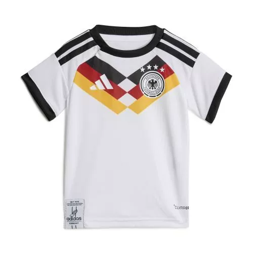 deutschland-trikotsatz-fuer-babies-wm-2026